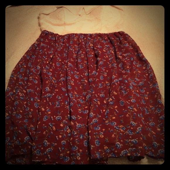 Floral strapless dress