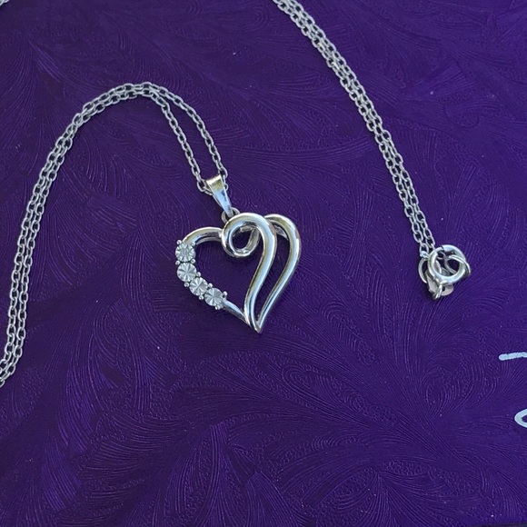 New Daniel Jewelers Mother's Pendant - Picture 5 of 8