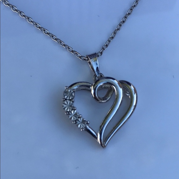 New Daniel Jewelers Mother's Pendant - Picture 4 of 8