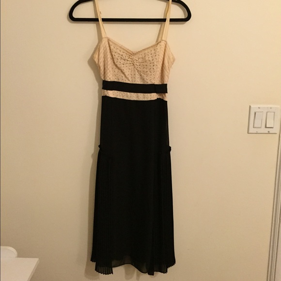 Bcbg flowy maxi dress