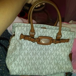 Micheal Kors Bag