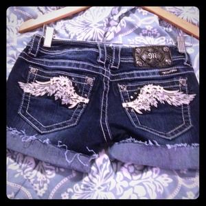 MISS ME SHORTS SIZE 26. $40