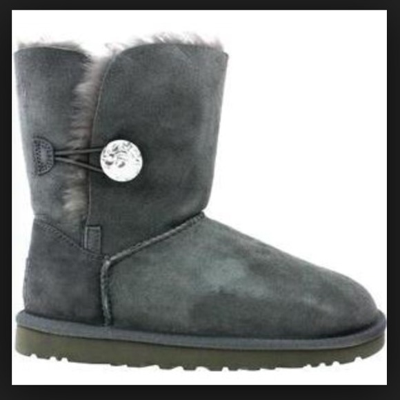 ISO these Uggs size 8.