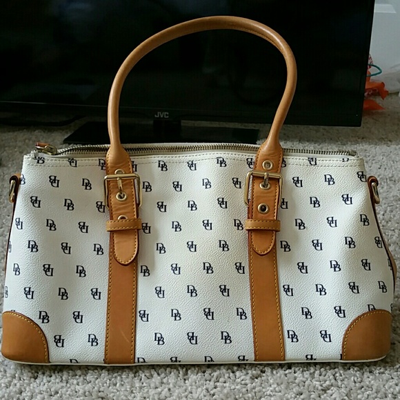 Dooney & Bourke purse