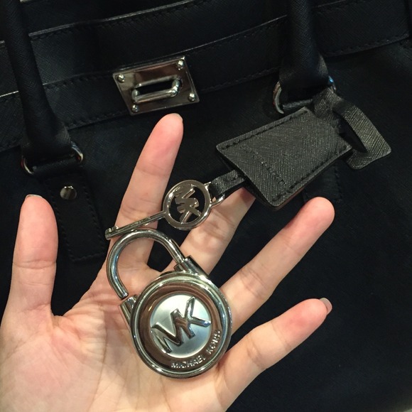 ❌Sold out❌MICHAEL Michael Kors Hamilton Large - Picture 4 of 4