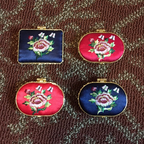 3 Mirror box