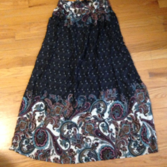 Stradivarius (Spain brand) maxxi skirt