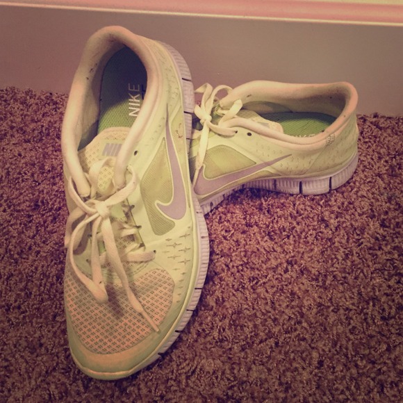 Lime green Nike free