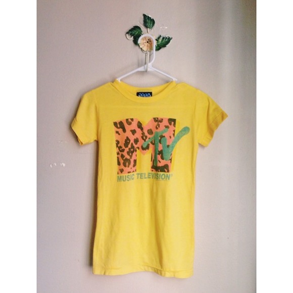 MTV T-shirt