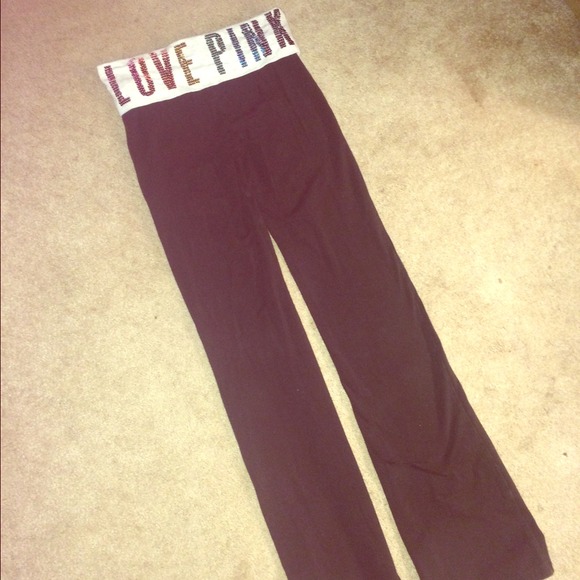 VS rainbow sequence yoga pants