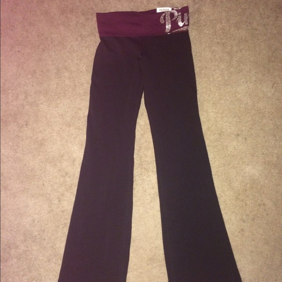 VS Bling boot cut yogas!