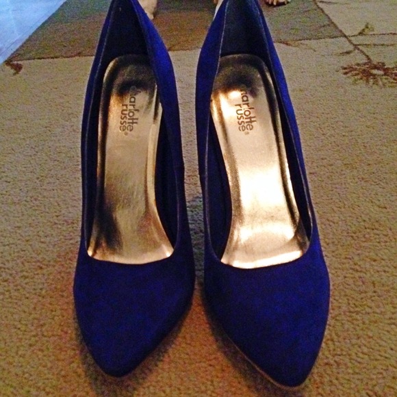 Pumps - Picture 2 of 3