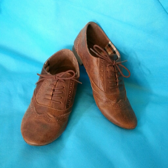 Shoes - ♡♡HOST PICK♡♡ Brown brogues