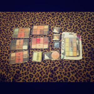 A bundle of different eyeshadow barely used