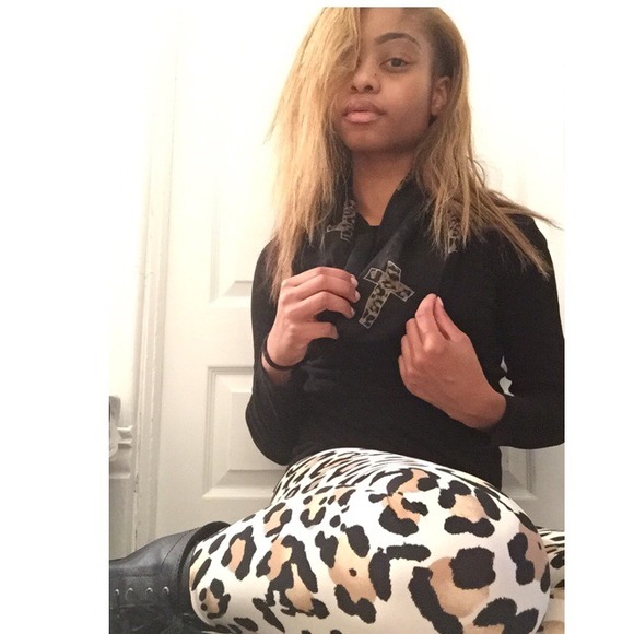Leopard / cheetah print leggings