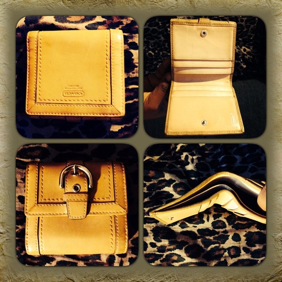 Authentic Coach Wallet