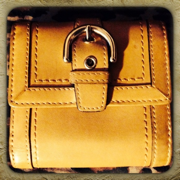 Authentic Coach Wallet - Picture 2 of 3
