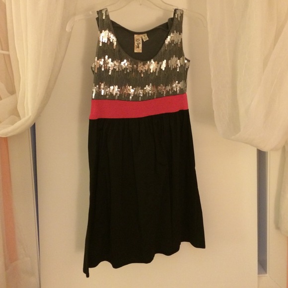 Summer dress size small
