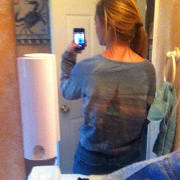 Cute city buildings crewneck sweatshirt - Picture 3 of 3