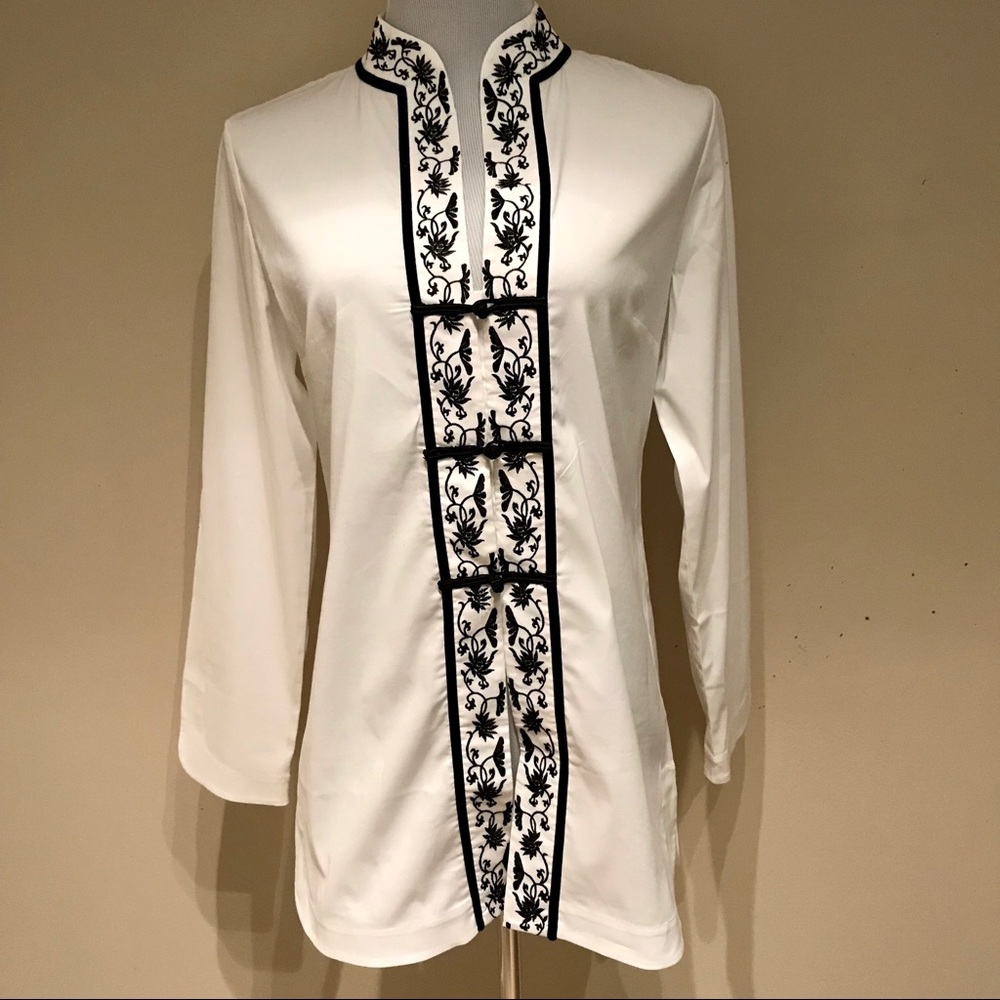 🆕 Laundry by Shelli Sagal Embroidery Top