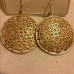 Gold Filigree Disc Earrings
