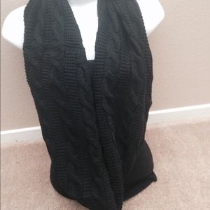 Beautiful design black infinity scarf