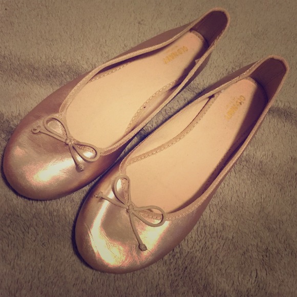 #goldenshoesfromoldnavy