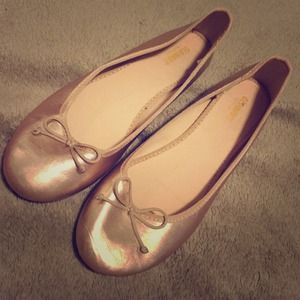 #goldenshoesfromoldnavy