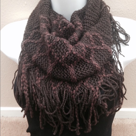 Chocolate infinity scarf can be for toddlers to!