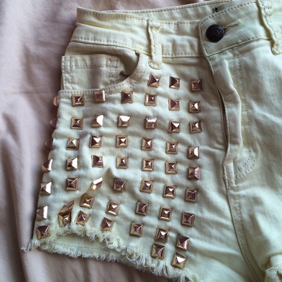 Studded High Rise Shorts - Picture 3 of 4