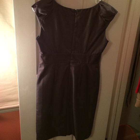 Banana Republic dress 4 - Picture 3 of 3