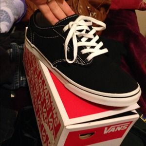 vans only wore once