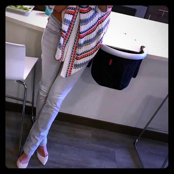 Light Gray bullhead skinny jeans size 5 Long