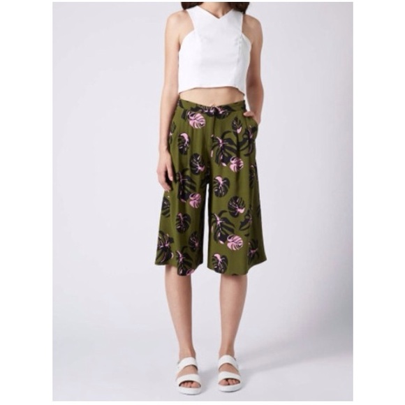 Topshop Pants - HOLD for @brittanyellis83 💥Topshop culottes sz 4