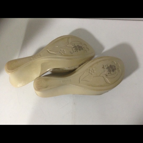 Shimmer Down Slip On Wedge - Picture 2 of 3