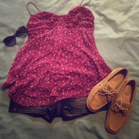 American Eagle Outfitters Tops - 🌸Flowy print top