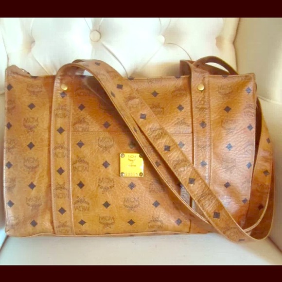 ❌SOLD❌ Authentic MCM large handbag