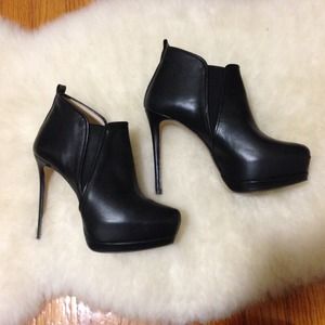 Black Zara Platform Booties!!!