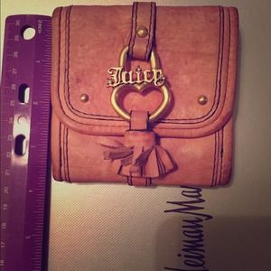 Juicy wallet (used)