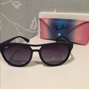 BLACK RAY-BAN