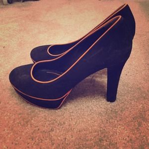 Gucci black heels