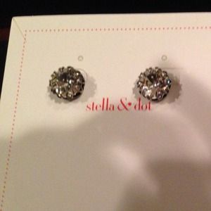Stella & Dot Vintage Crystal Earrings MORE PICS