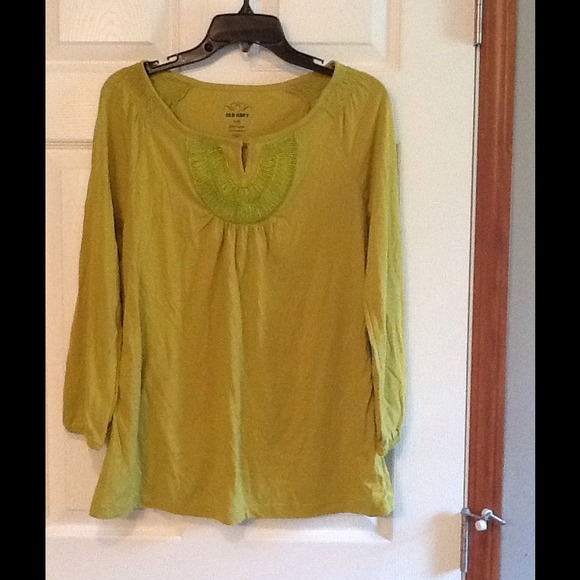 Old navy shirt