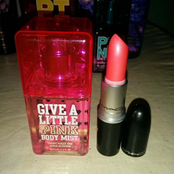 Mac lipstick!
