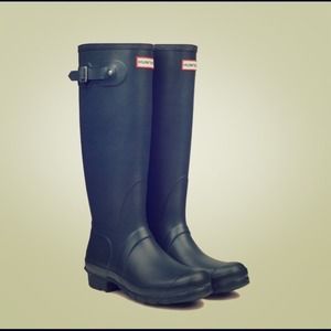 NEW: HUNTER Original Tall Navy Rain Boots