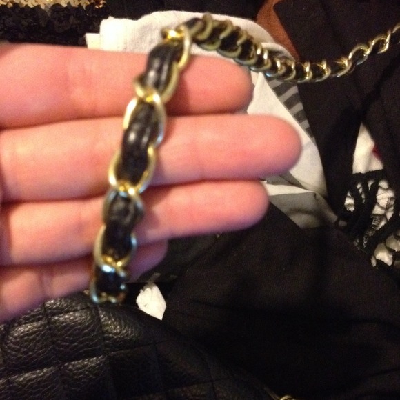 Purse - Picture 2 of 3