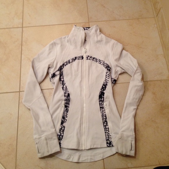 Lulu lemon jacket