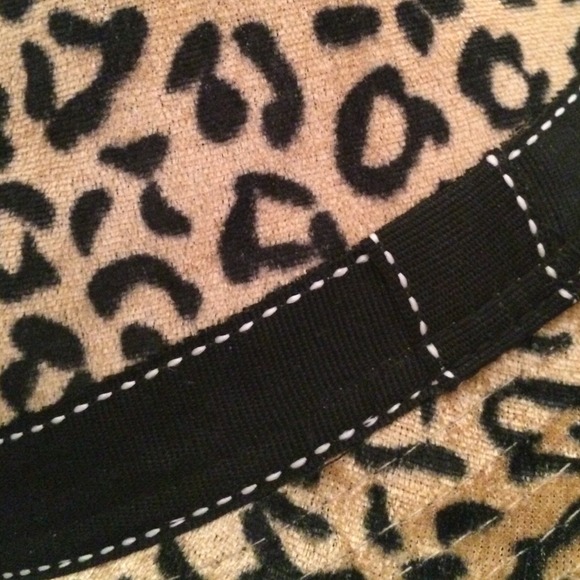 Cheetah Print Fedora🐯✨ - Picture 2 of 3