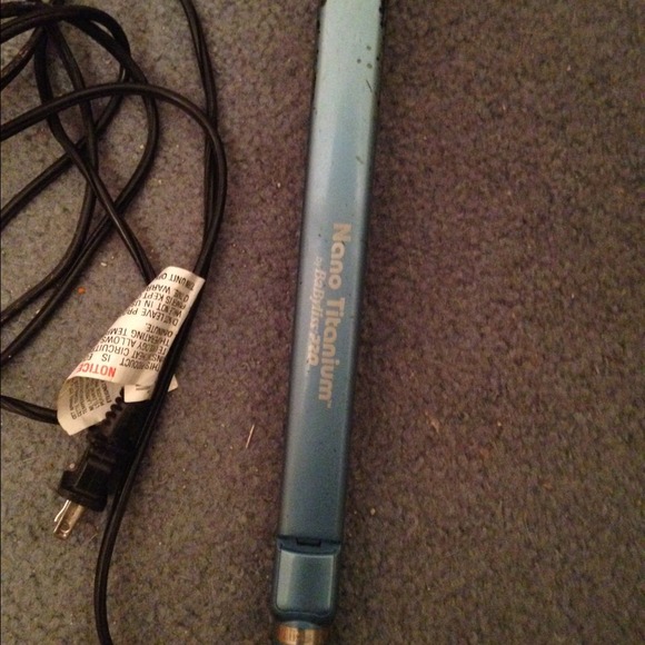 Babyliss pro nano titanium flat iron