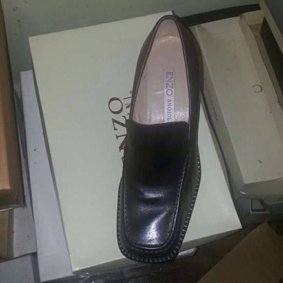 leather shoes..worn twice--EUC - Picture 1 of 1